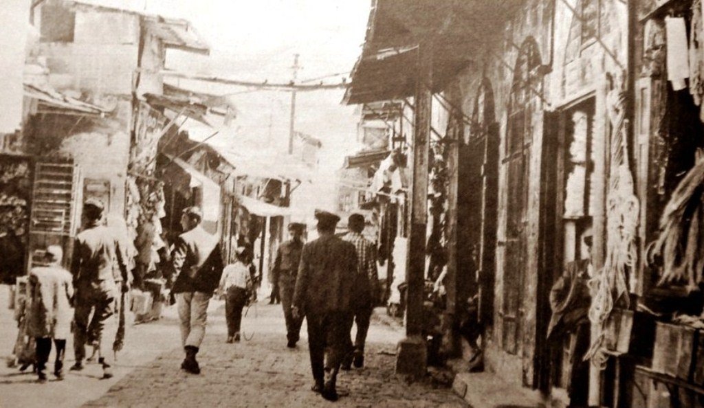 Gokhan_AsGul_Kilis_korler_carsisi_1968